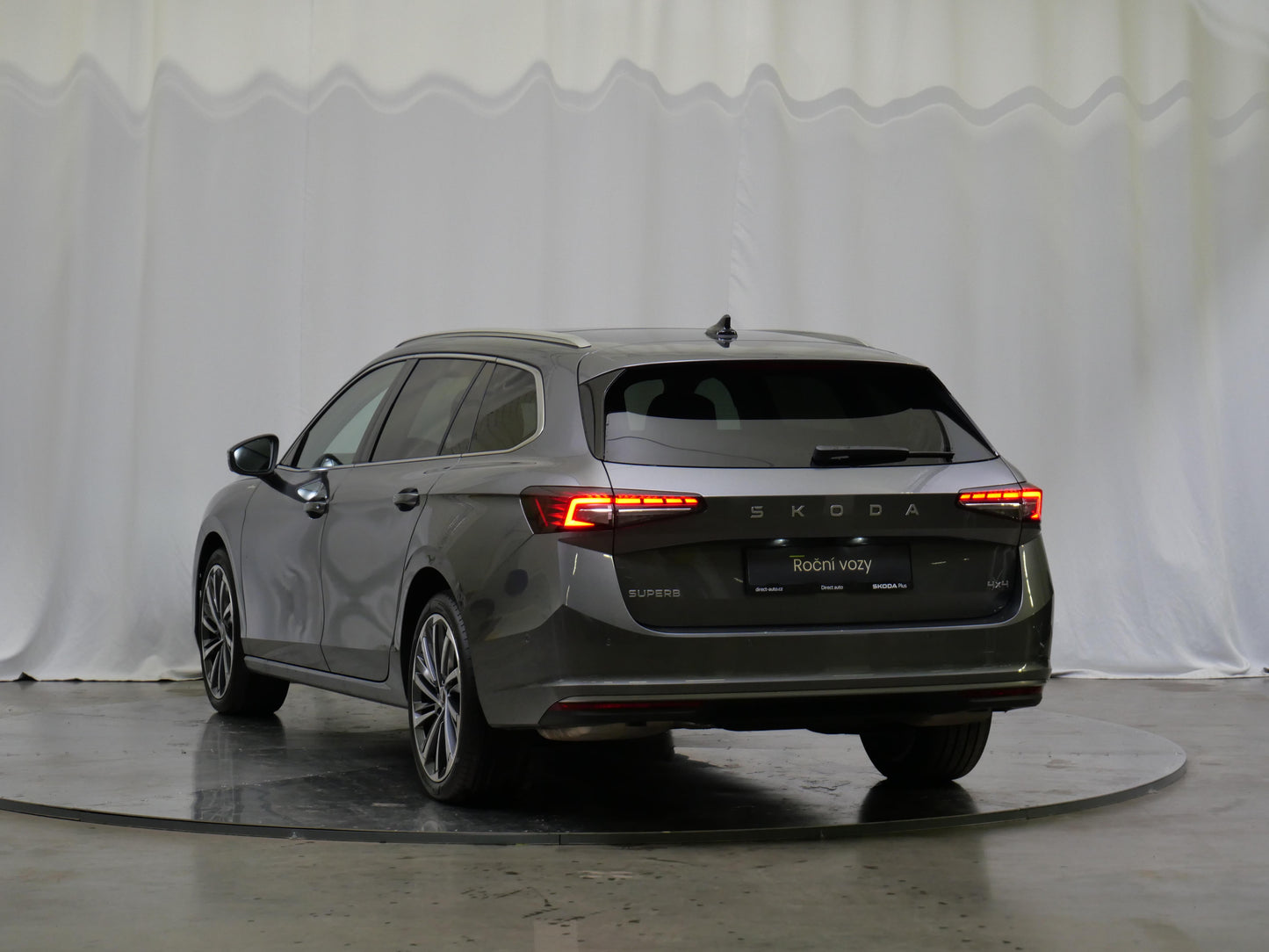 Škoda Superb 2.0 TSI 195 kW DSG 4x4 L&K