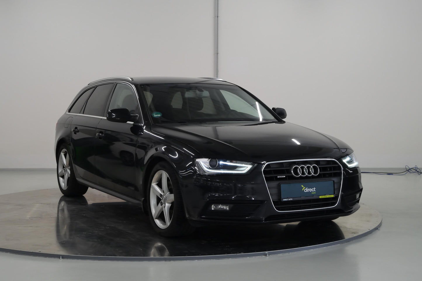 Audi A4 2.0 TDI 130 kW Attraction
