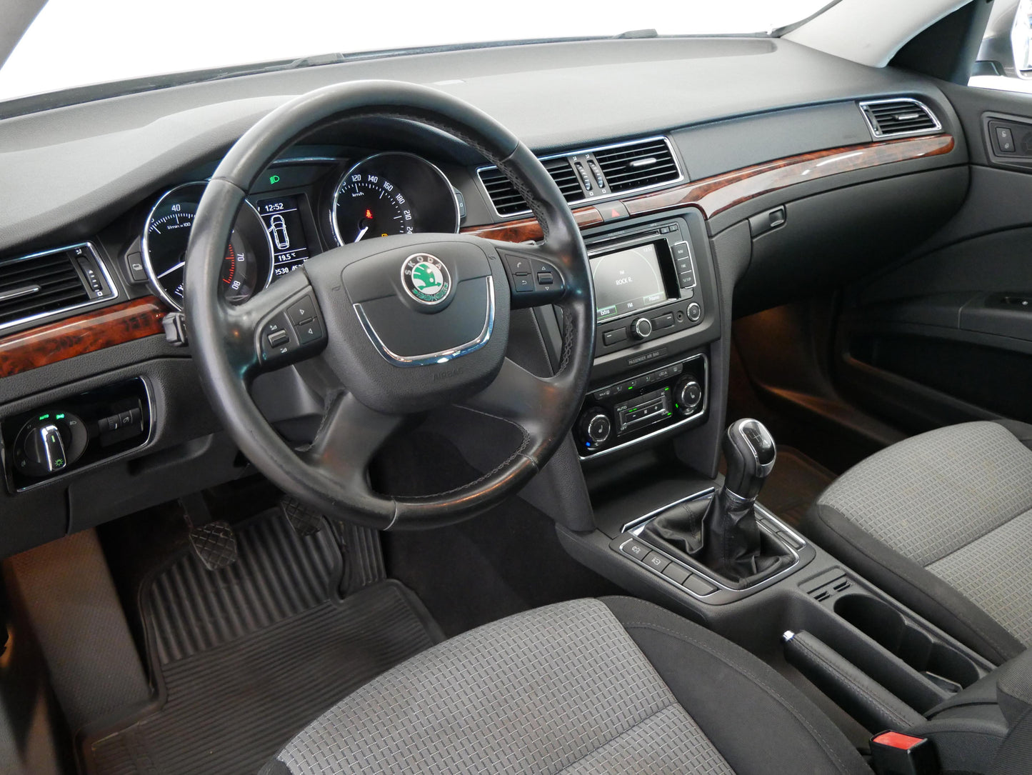 Škoda Superb 1.4 TSI 92 kW Ambition