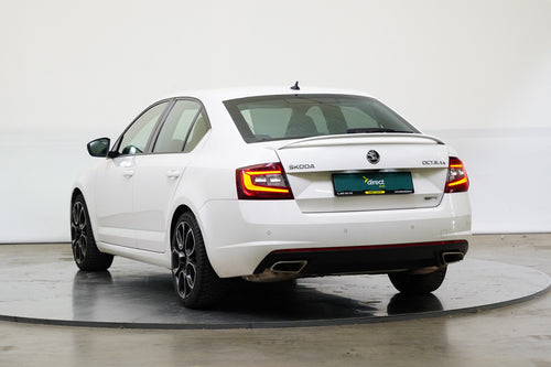 Škoda Octavia 2.0 TSI 180 kW RS – foto 7