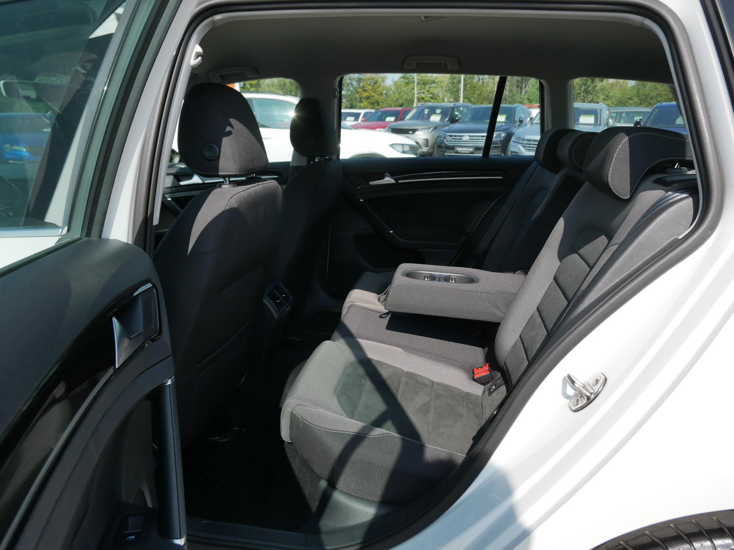 Volkswagen Golf Variant 1.6 TDI 85 kW Highline