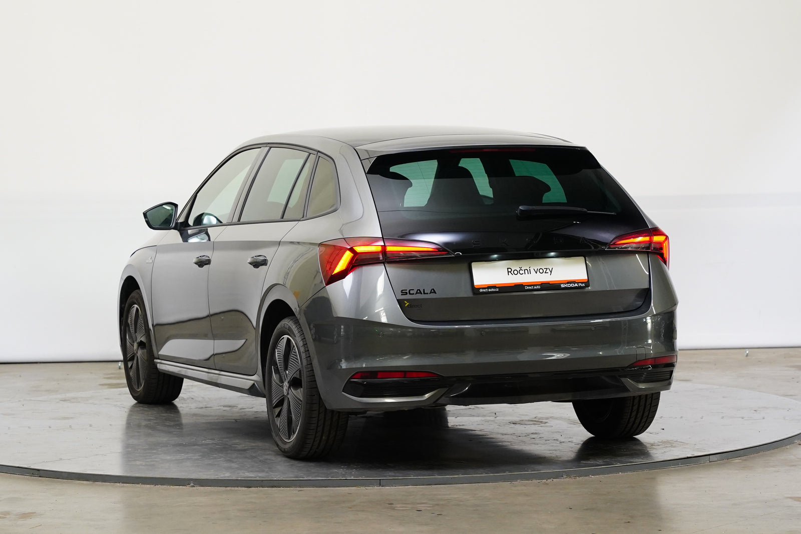 Škoda Scala 1.0 TSI 85 kW DSG Monte Carlo – foto 7