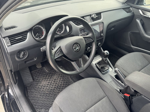 Škoda Octavia 1.6 TDI 85 kW Style – foto 7