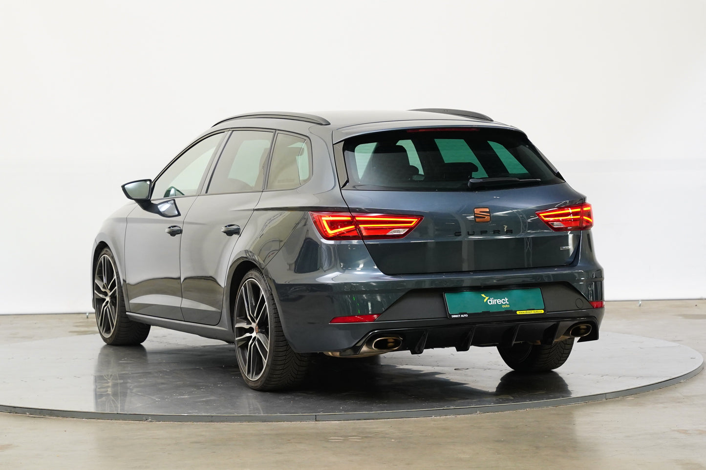 Seat Leon 2.0 TSI 221 kW 4Drive Cupra