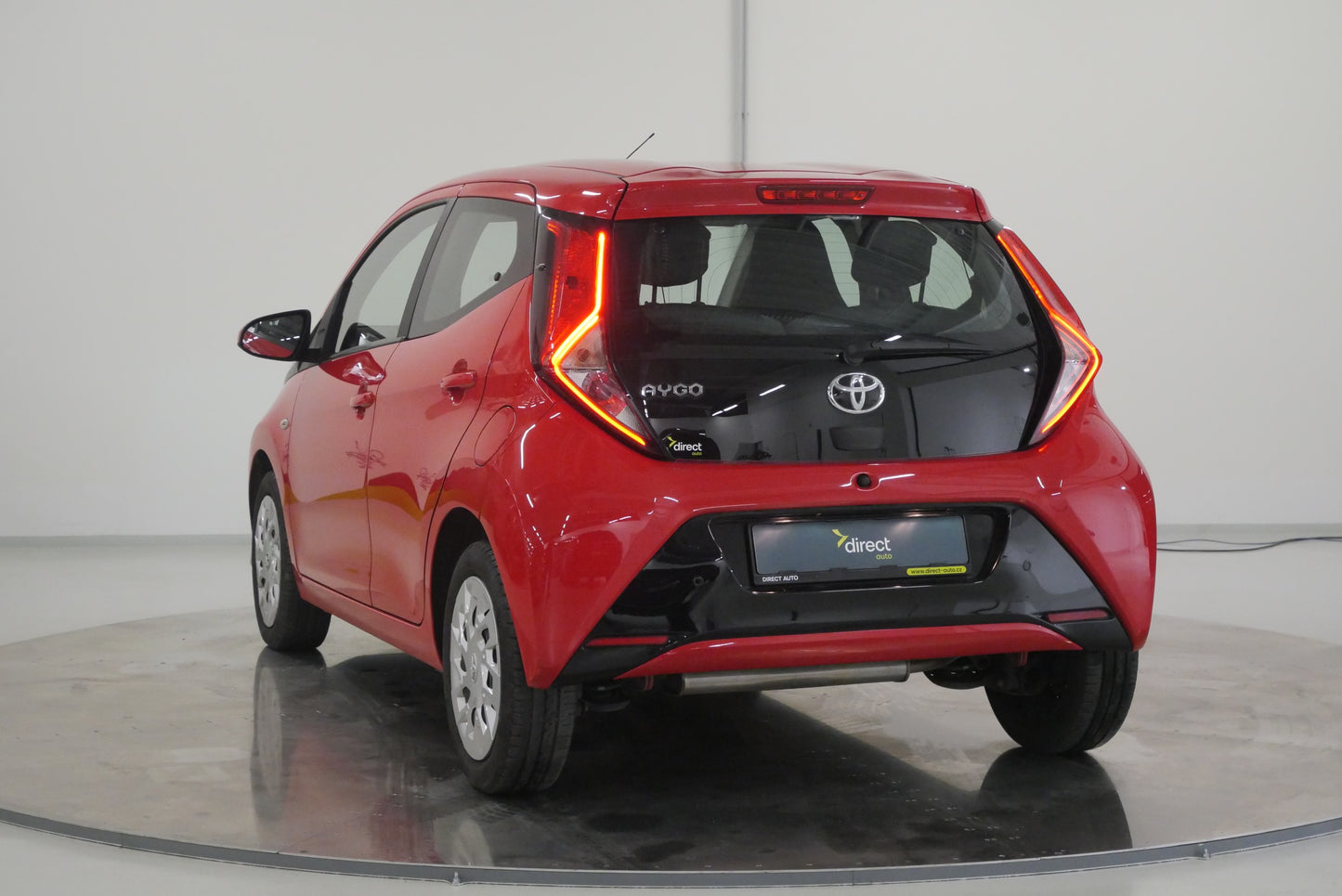 Toyota Aygo 1.0 VVT-i 53 kW X-Play