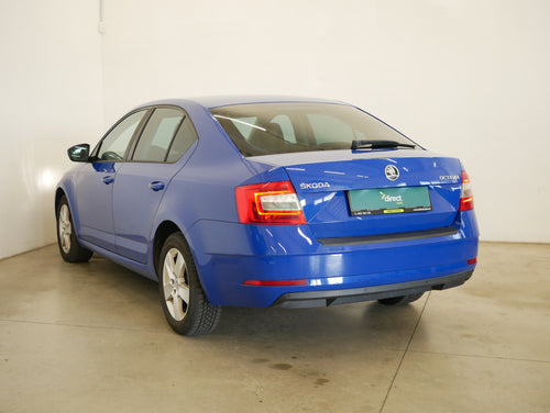 Škoda Octavia 1,6 TDi 85kW Ambition – foto 7