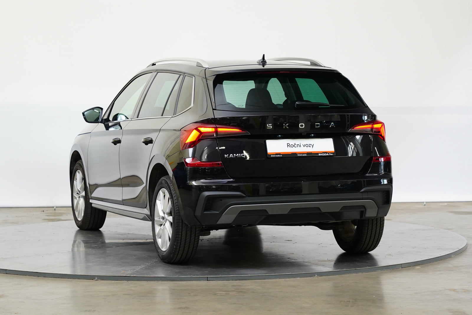 Škoda Kamiq 1.0 TSI 85kW DSG Top Selection – foto 7