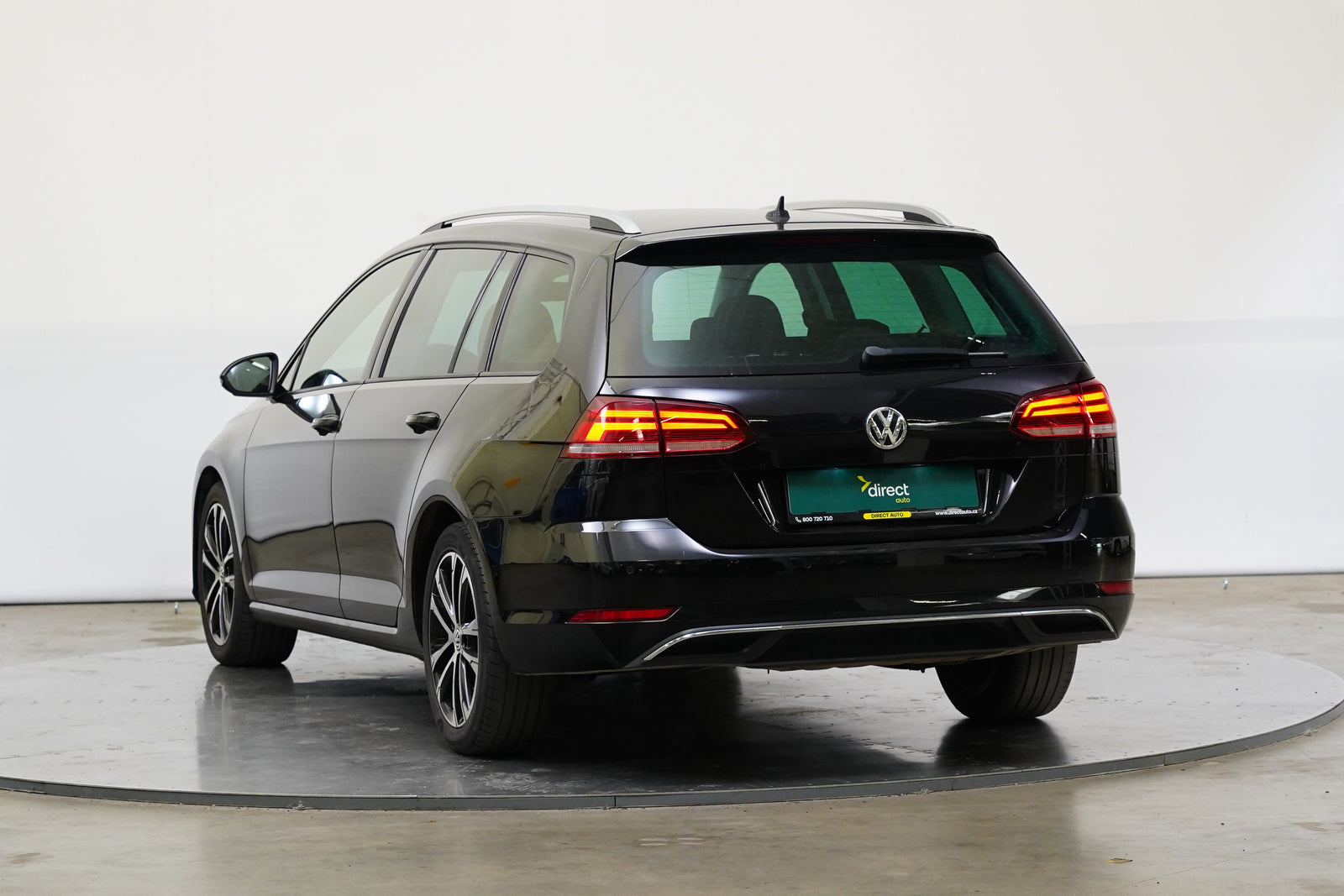 Volkswagen Golf 1.6 TDI 85 kW Comfortline – foto 7