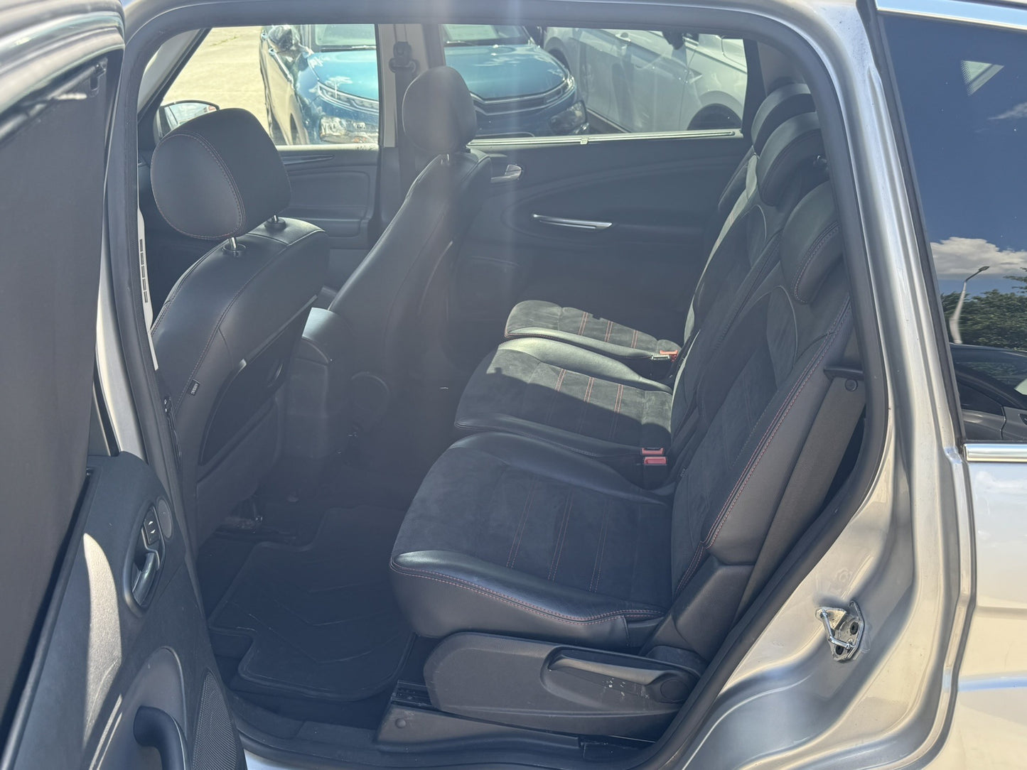 Ford S-MAX 2.2 TDCi 147 kW