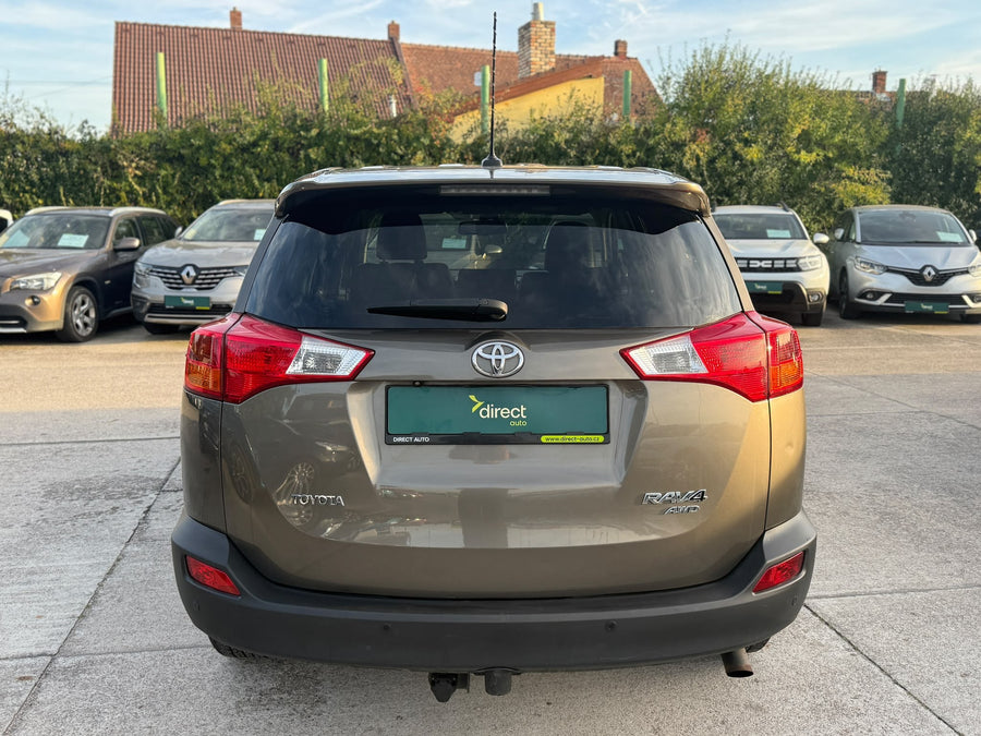 Toyota Rav4 2.2 D-4D 4x4 – foto 7