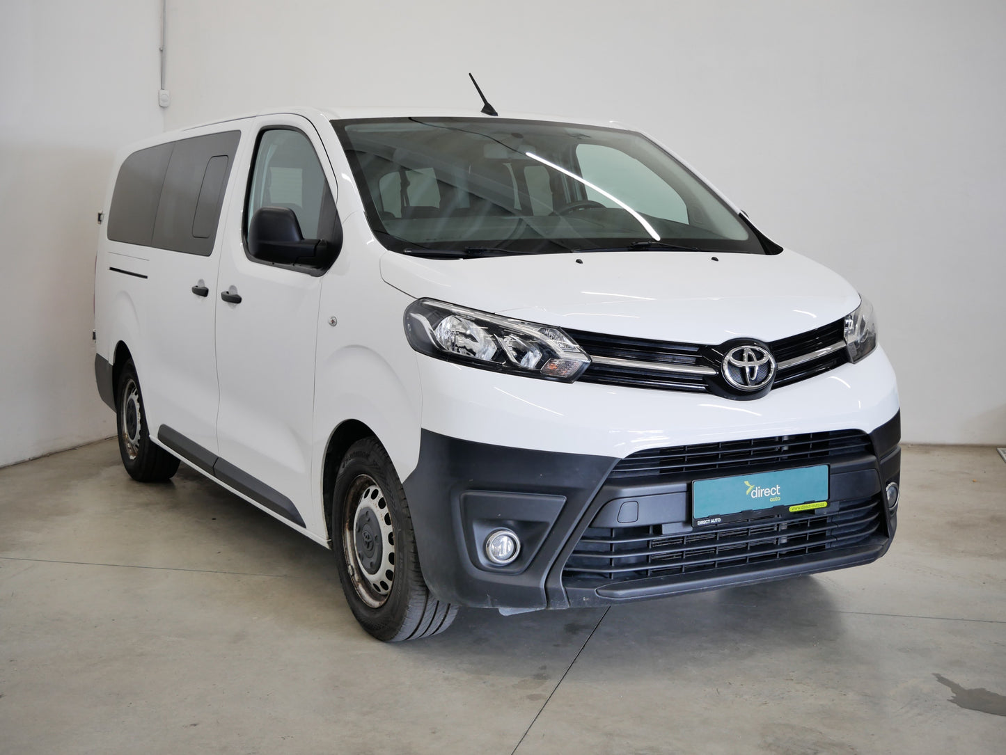 Toyota Proace 1.5D 88 kW 8 míst