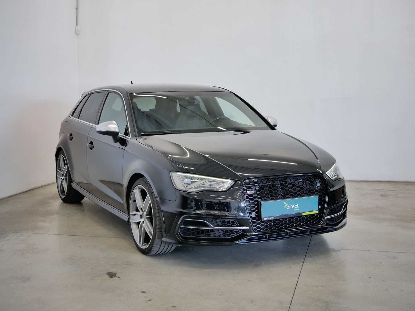 Audi S3 2.0TFSi 221kW Quattro