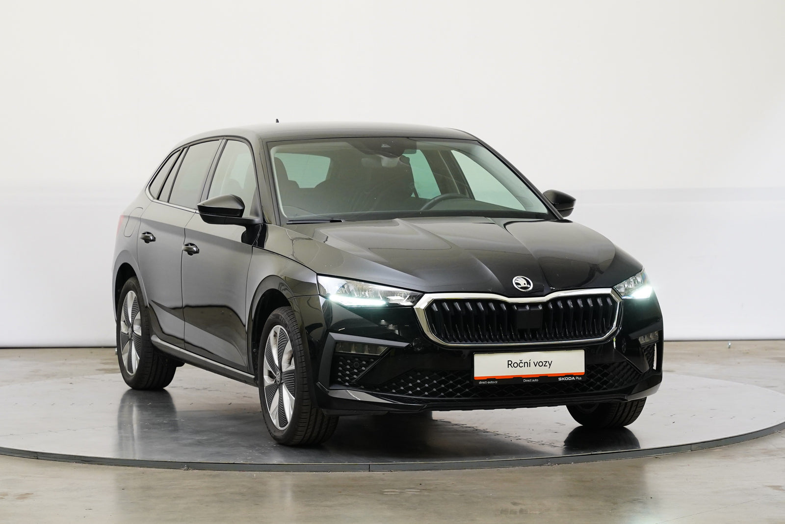 Škoda Scala 1.0 TSI 85kW DSG Top Selection – foto 8