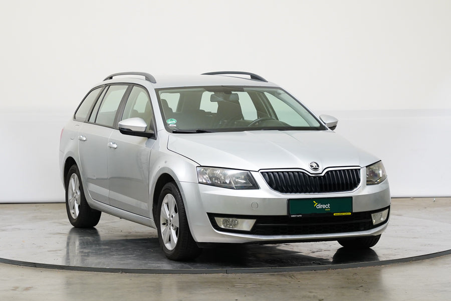 Škoda Octavia 1.6 TDI DSG Elegance – foto 8