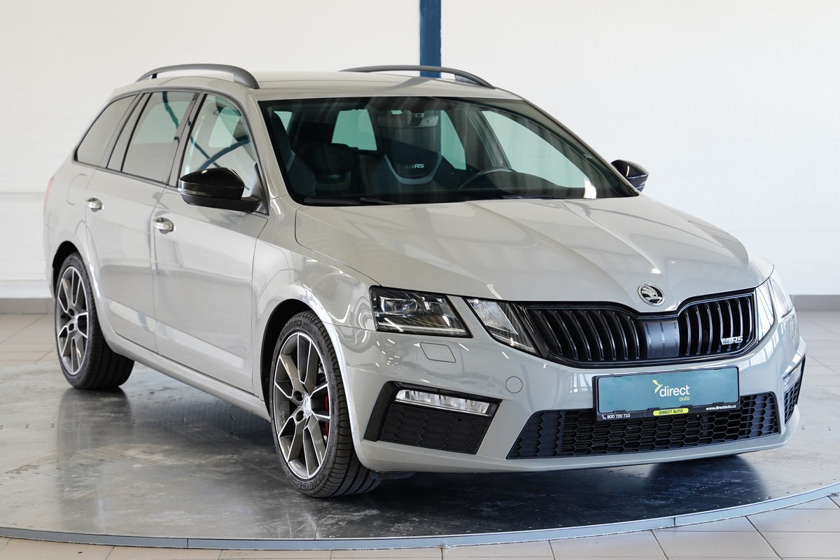 Škoda Octavia 2.0 TSI 180 kW RS – foto 8