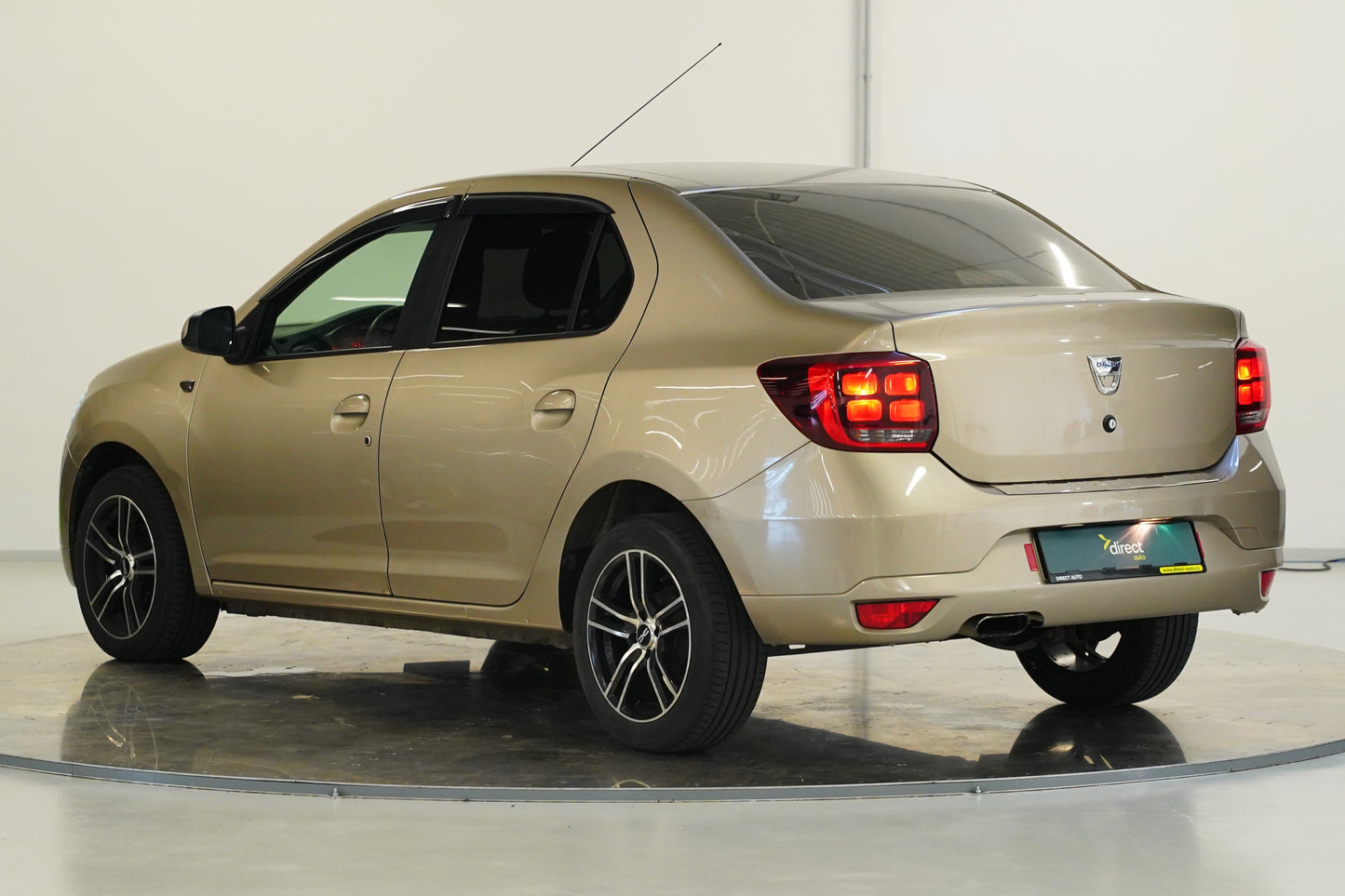 Dacia Logan 1.0 SCe 54 kW