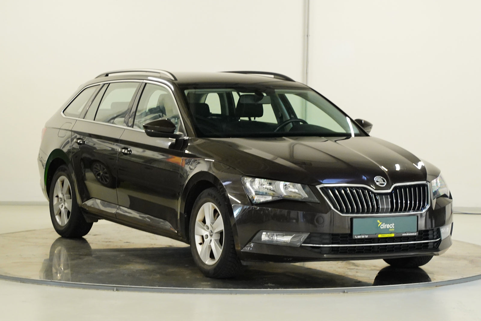 Škoda Superb 1.6 TDI 88 kW DSG Ambition – foto 8
