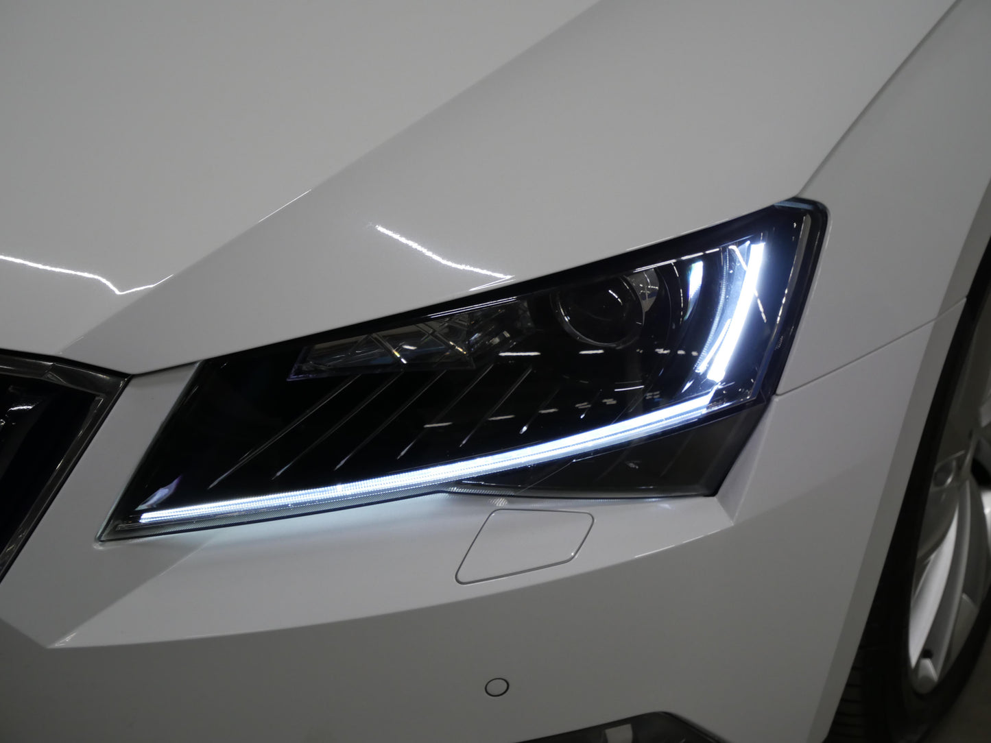 Škoda Superb 2.0 TDI 140 kW Style
