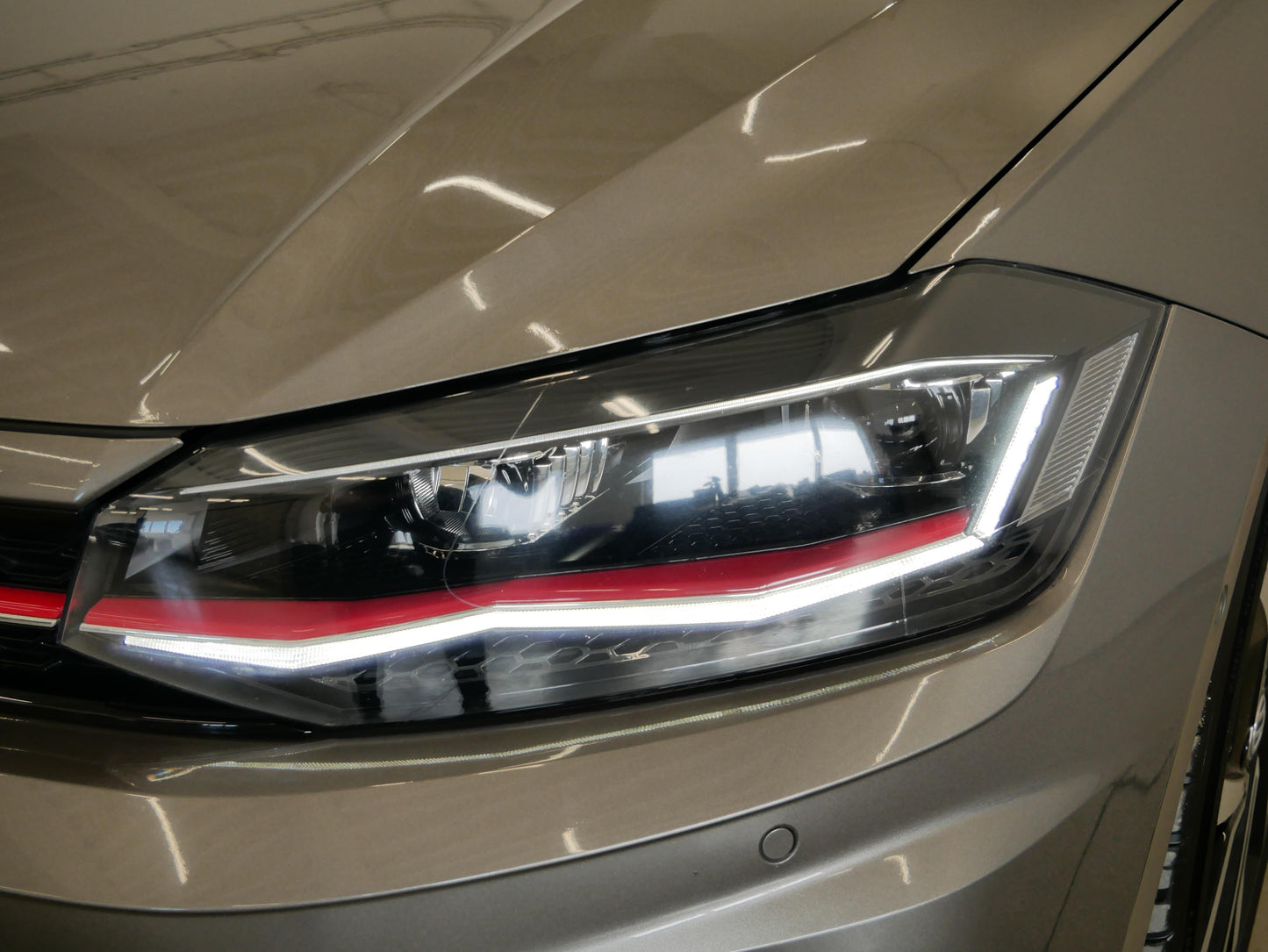 Volkswagen Polo 2.0 TSI 147 kW DSG GTI