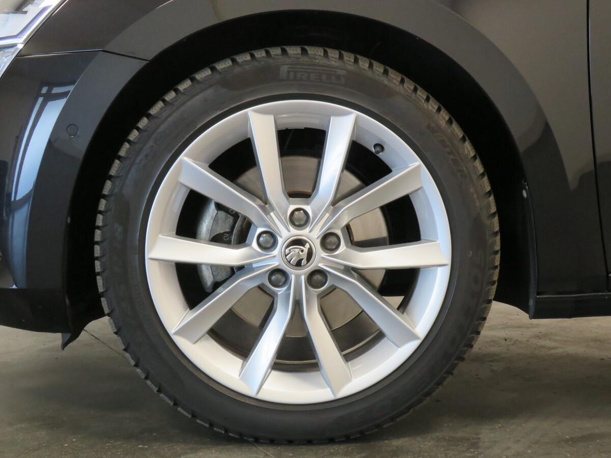 Škoda Superb 2.0 TDI 110 kW Style