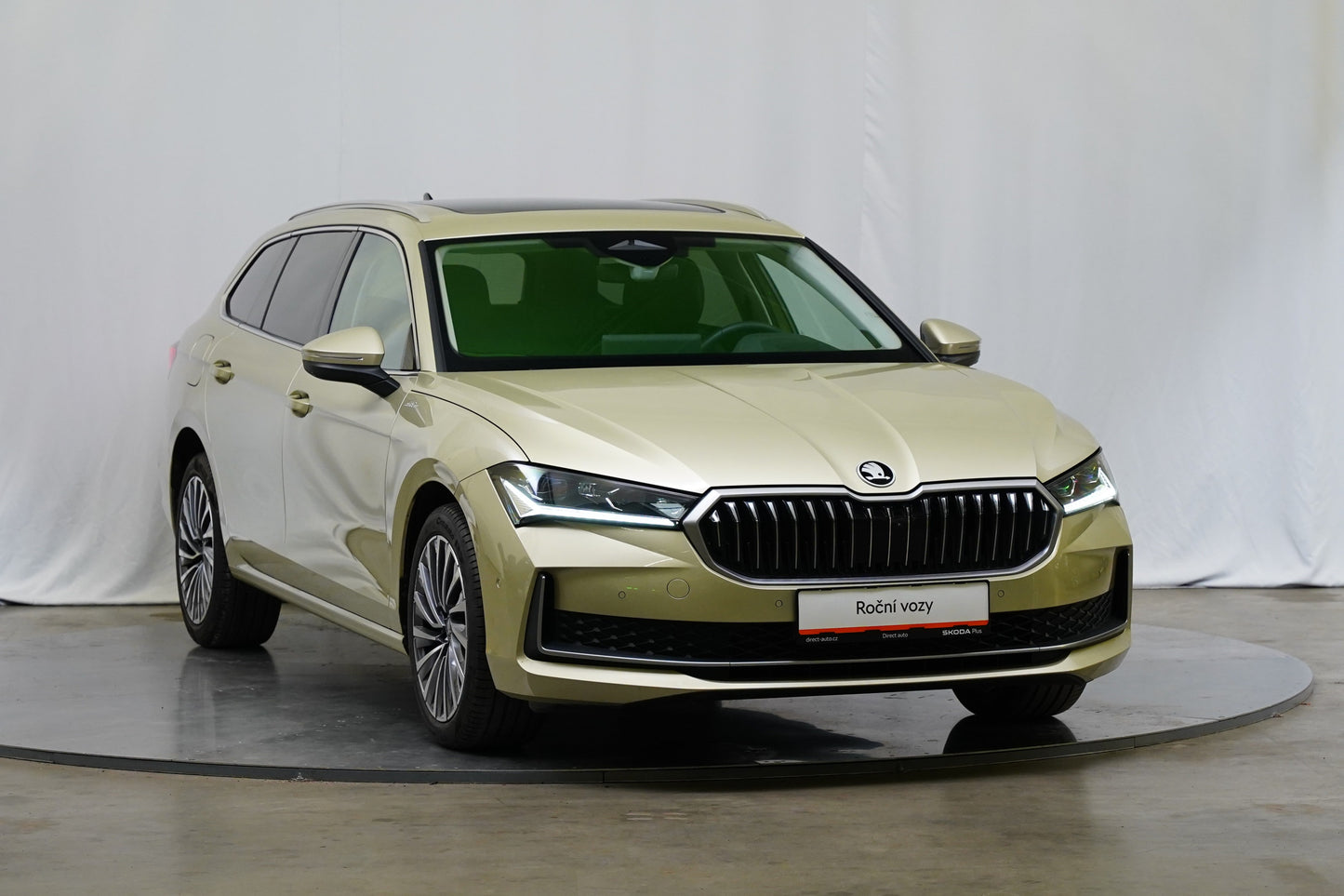Škoda Superb 2.0 TDI 110 DSG L&K