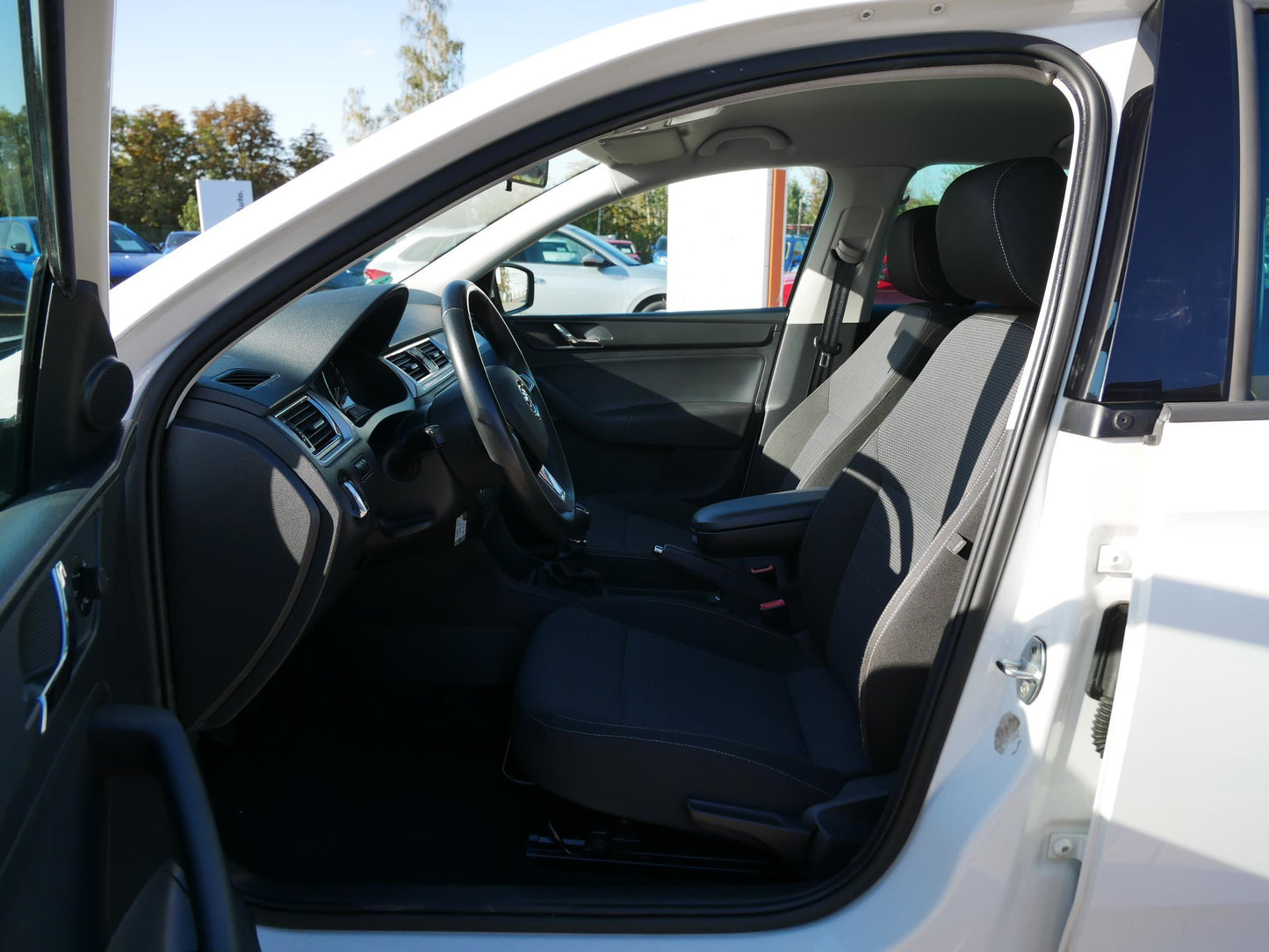 Škoda Rapid 1.6 TDI 77 kW Elegance