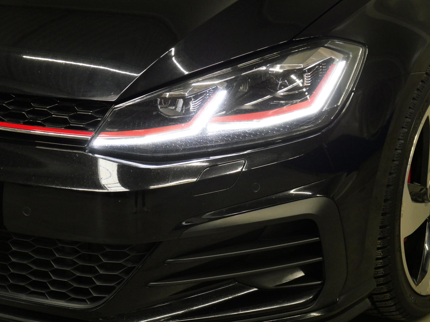 Volkswagen Golf 2.0 TSI GTI 180 kW Performance
