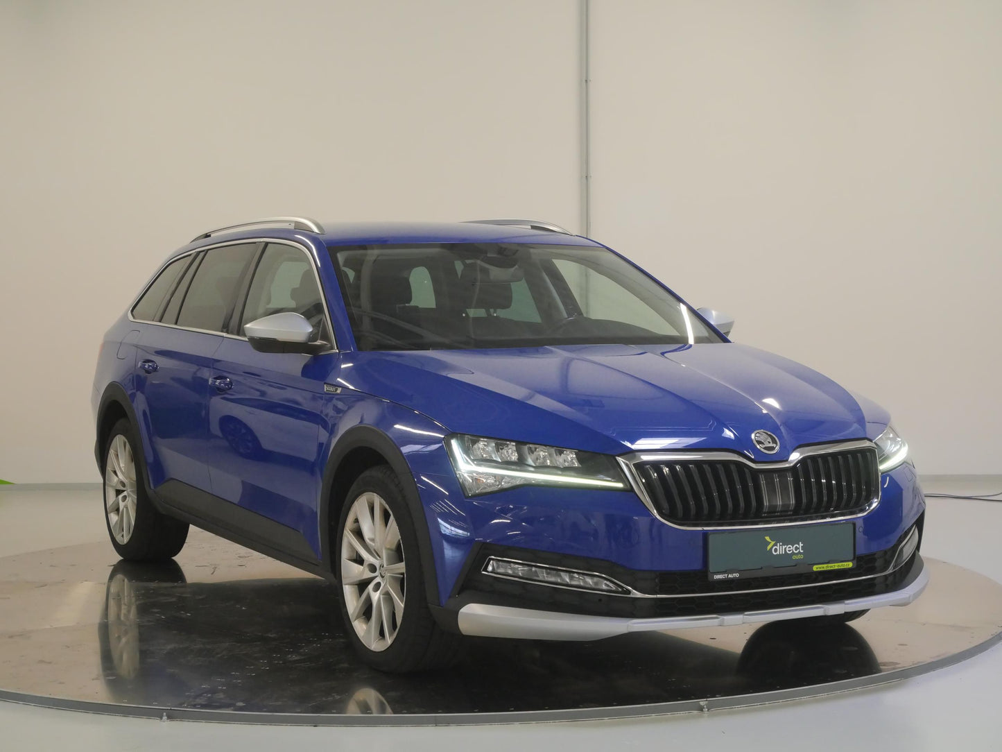 Škoda Superb 2.0 TDI 140 kW DSG Scout