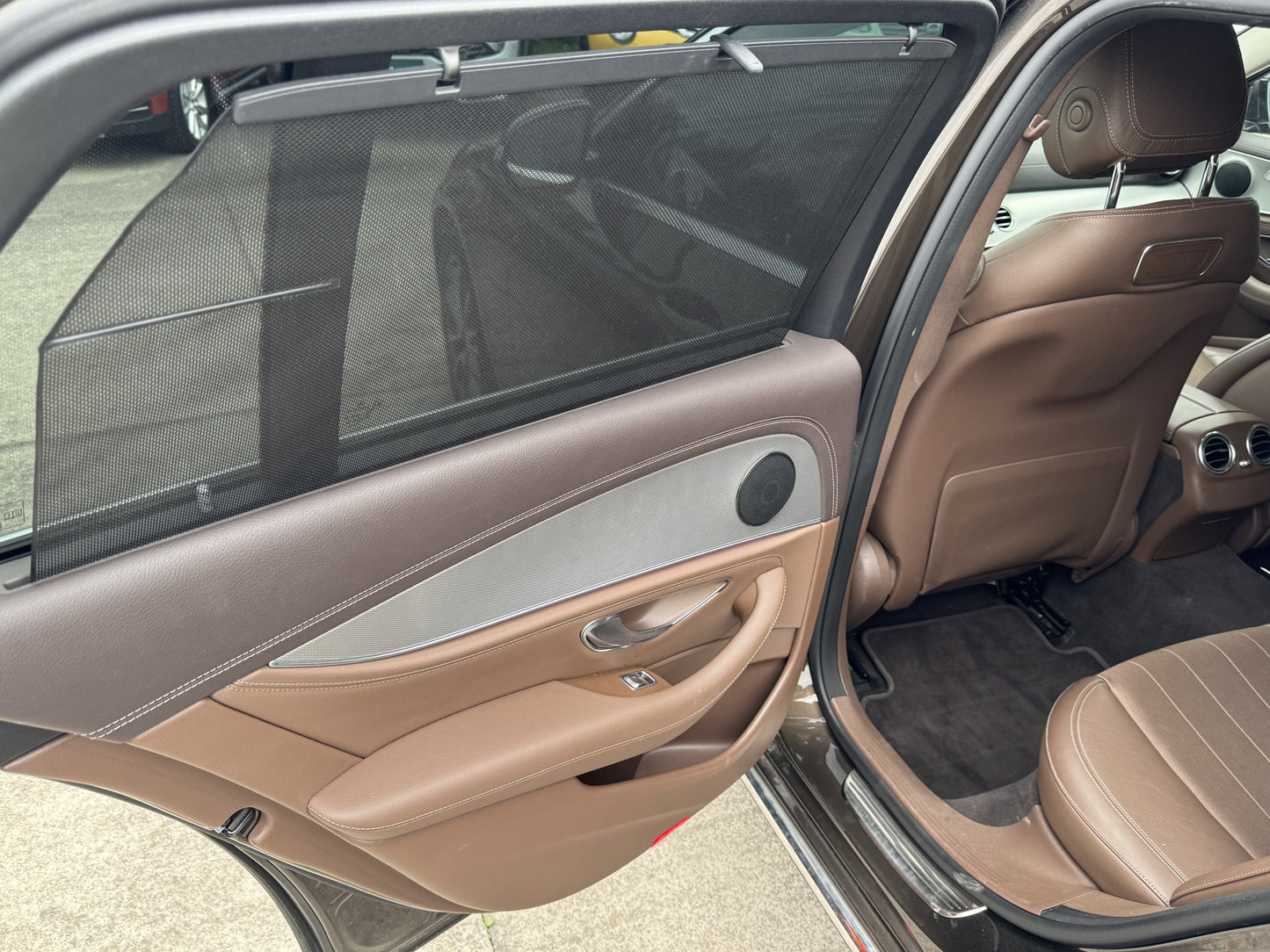 Mercedes-Benz Třídy E 2.0 CDi 143 kW