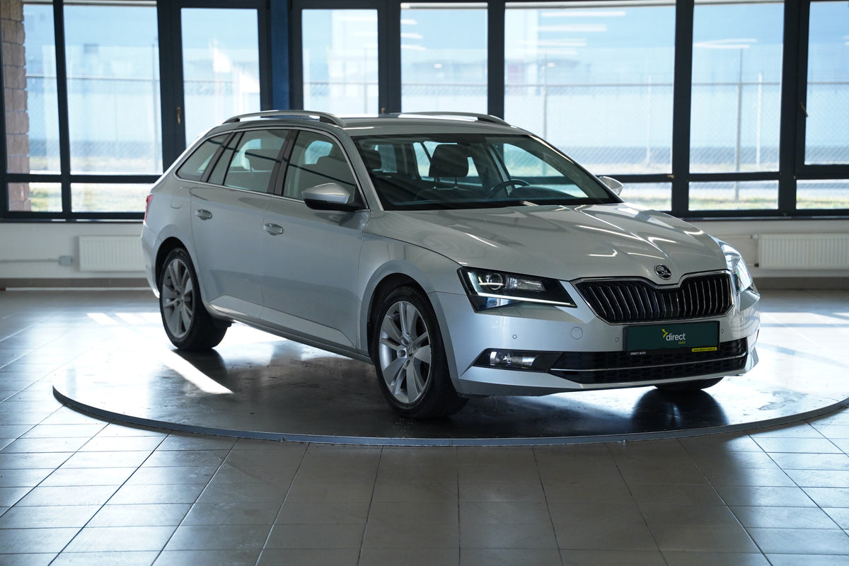 Škoda Superb 2.0 TDI 110 kW DSG Style – foto 8