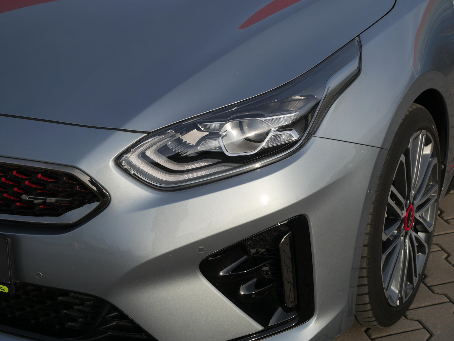 Kia Motors ProCeed 1.6 T-GDI 150 kW GT