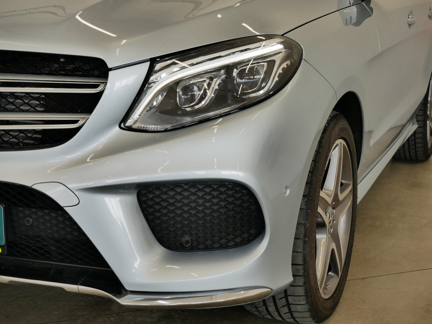 Mercedes-Benz GLE Mercedes-Benz GLE