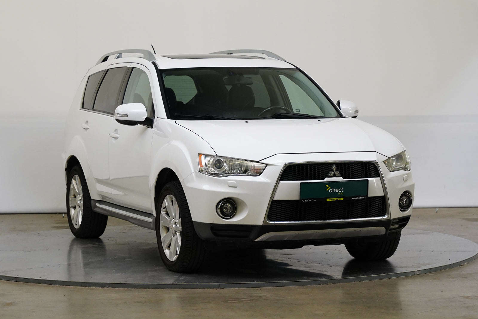 Mitsubishi Outlander 2.2 DI-D 115 kW 4x4 – foto 8