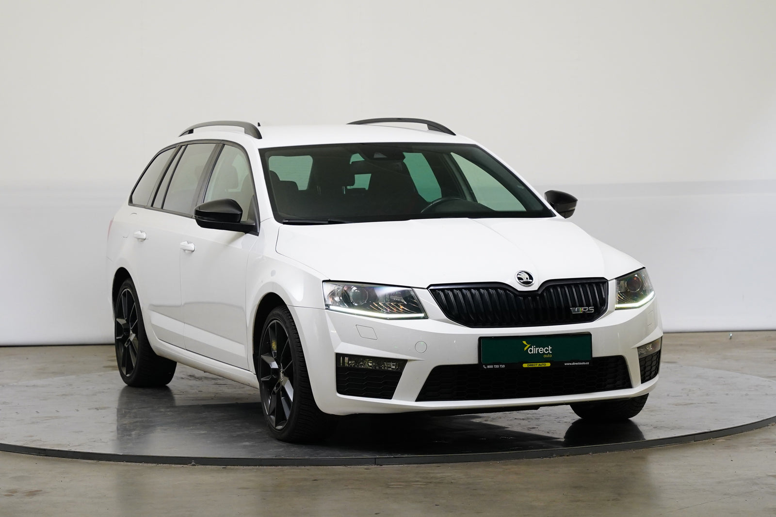 Škoda Octavia 2.0 TSI 162 kW RS – foto 8