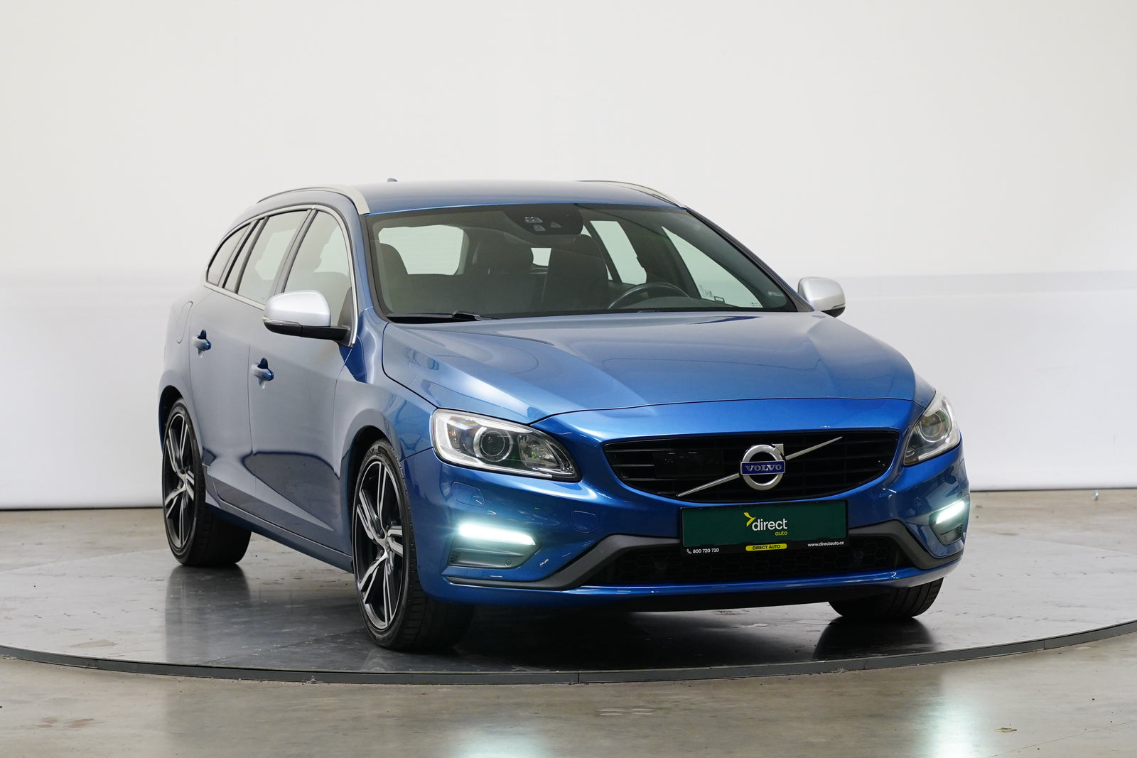 Volvo V60 2.0 T6 AWD 225 kW R-Desing – foto 8