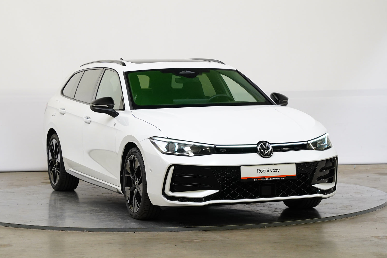 Volkswagen Passat 2.0 TDI 110 kW DSG R-Line – foto 8