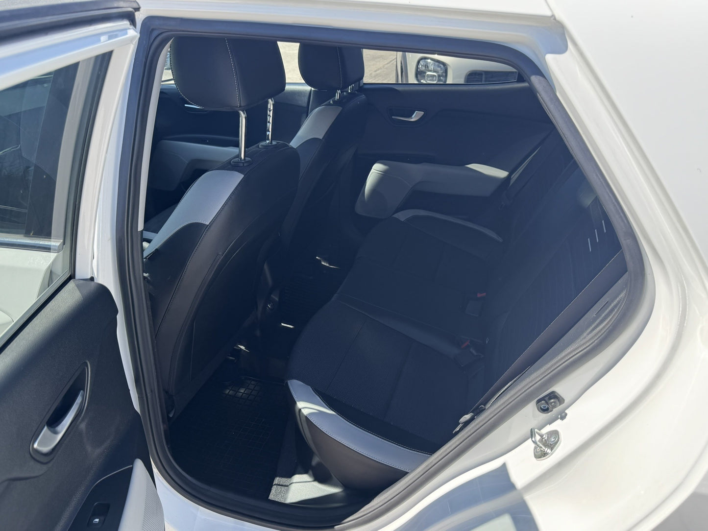 Kia Stonic 1.0 T-GDI 74 kW TOP