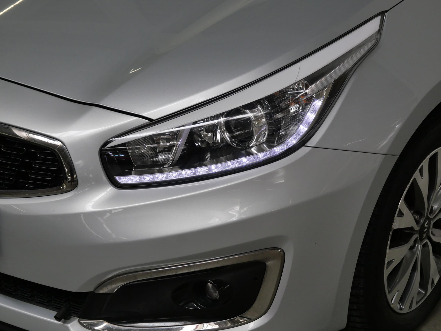 Kia Cee´d 1.6 GDI 99 kW Exclusive