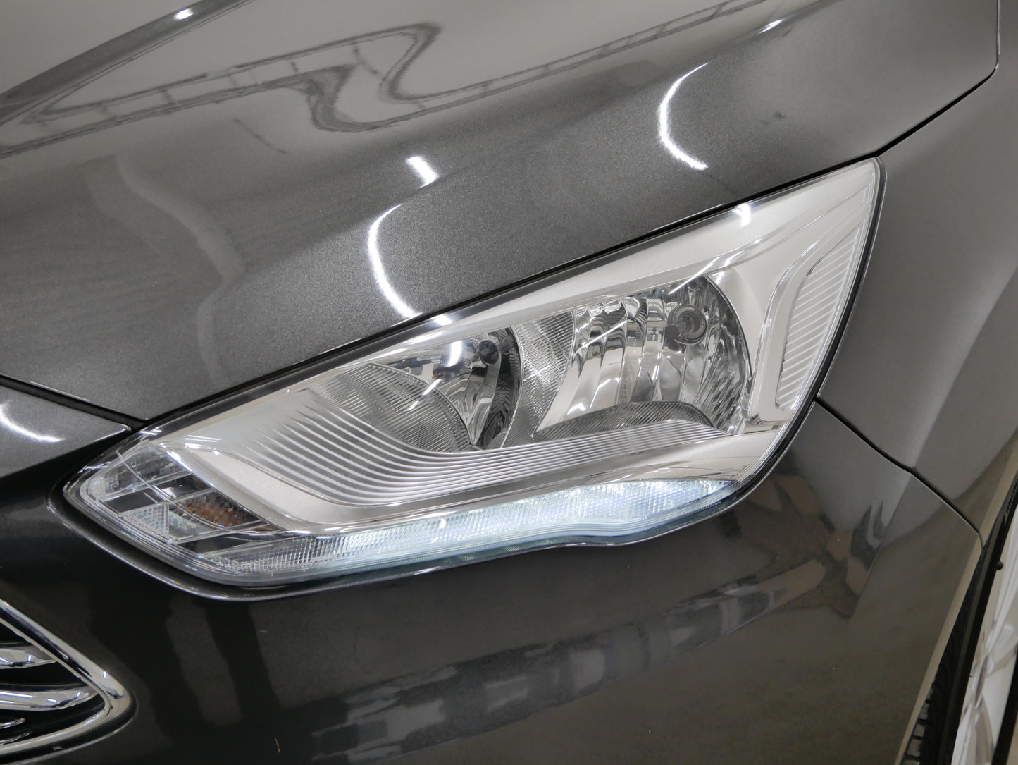 Ford C-MAX 1.5 EcoBoost 110 kW Titanium