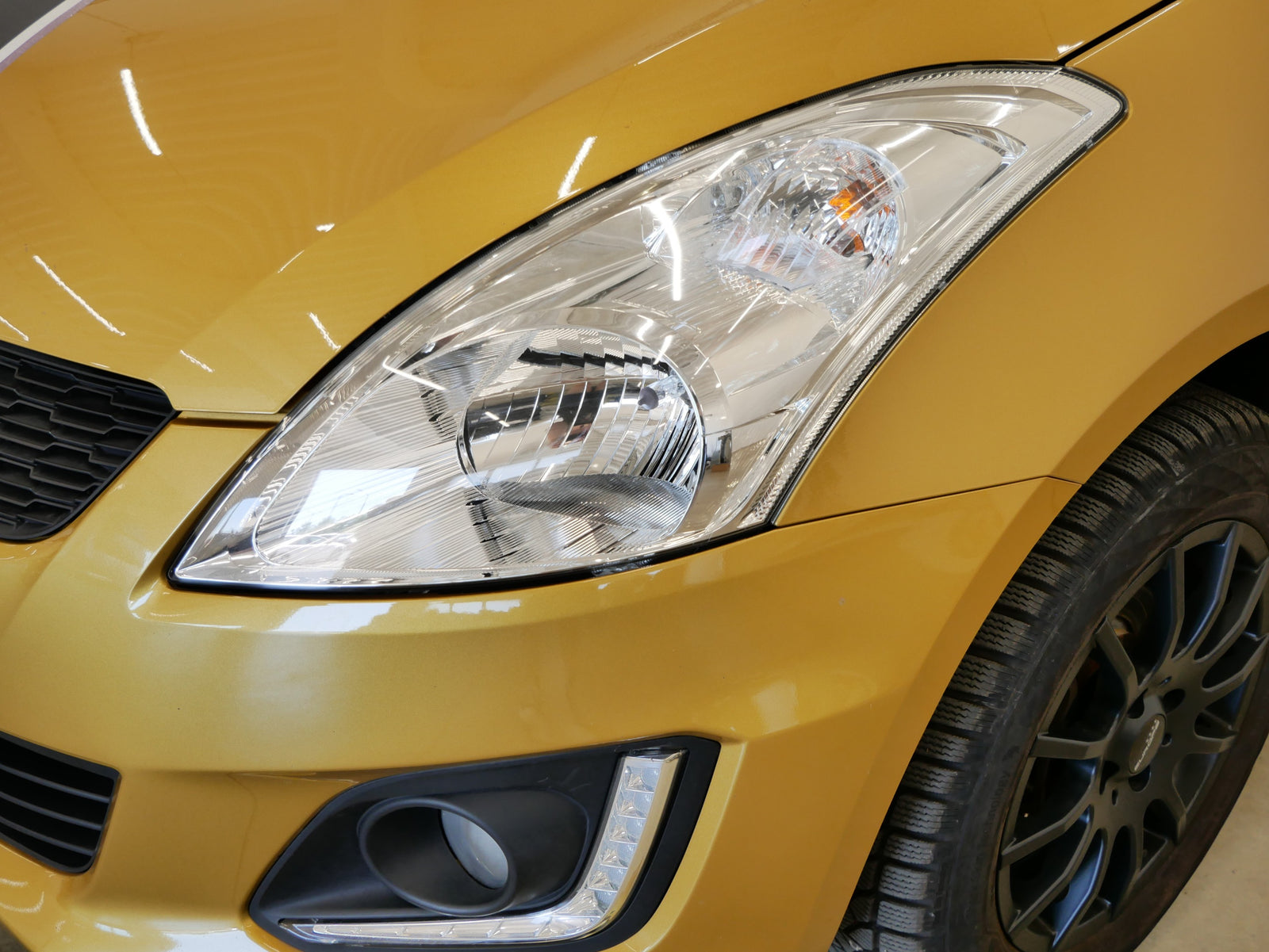 Suzuki Swift 1.2 i 66 kW Comfort – foto 9
