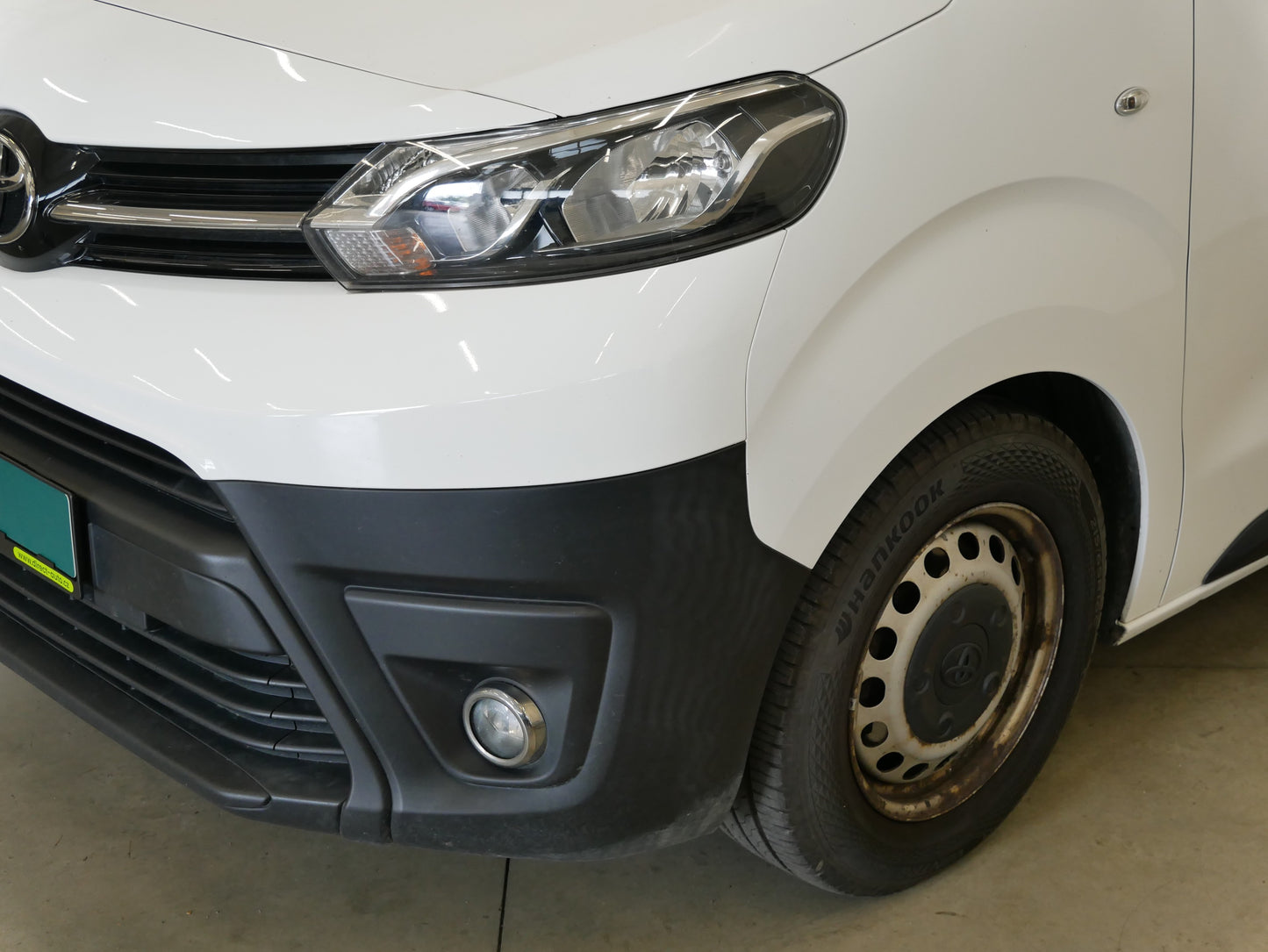 Toyota Proace 1.5D 88 kW 8 míst