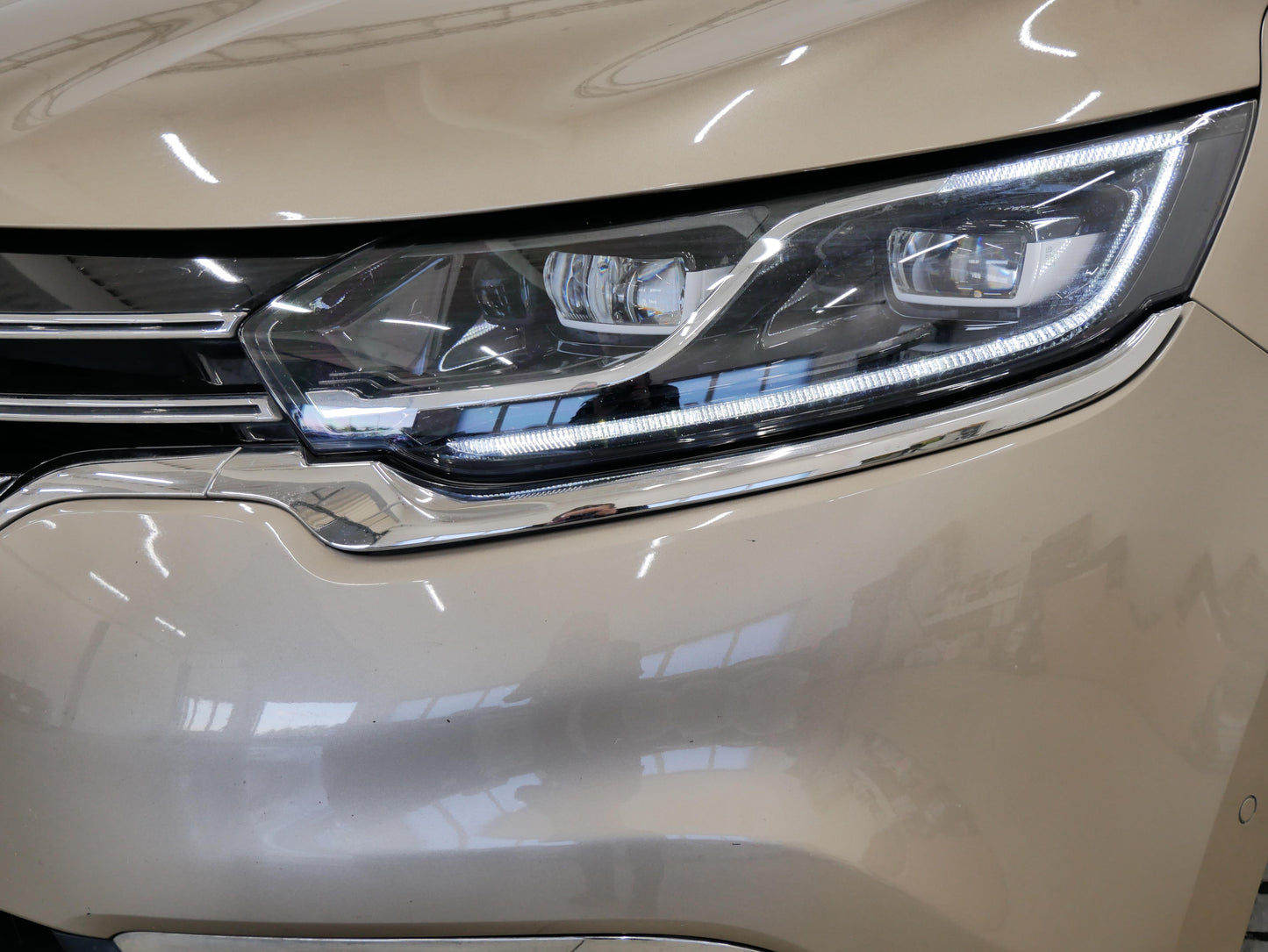 Renault Espace 1.6 dCi 118 kW Energy Intens