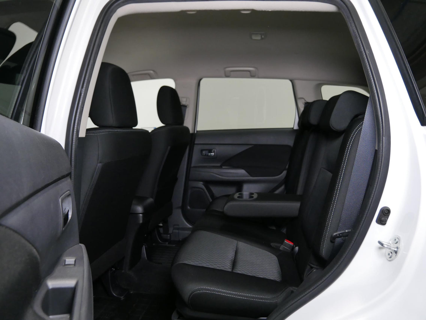 Mitsubishi Outlander 2.2 DI-D 110 kW Intense