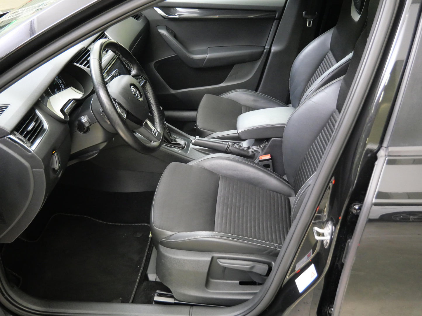 Škoda Octavia 2.0 TSI 162 kW RS