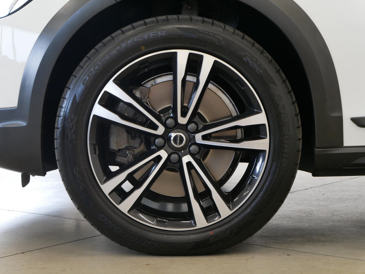 Volvo V90 D5 173 kW AWD Cross Country
