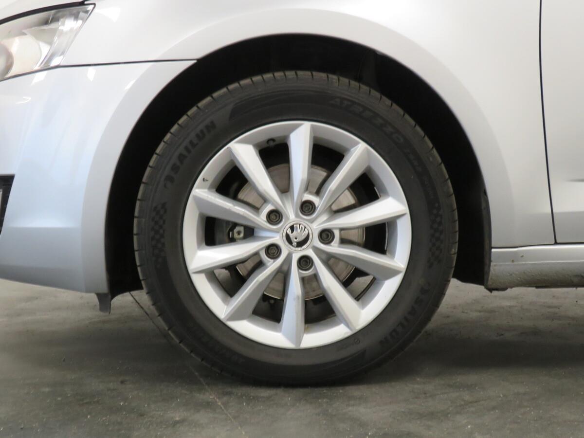 Škoda Octavia 1.6 TDI 77 kW DSG Ambition