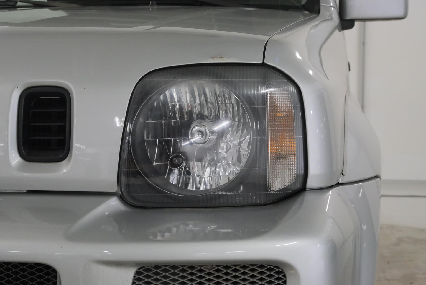 Suzuki Jimny 1.3i 62 kW 4x4