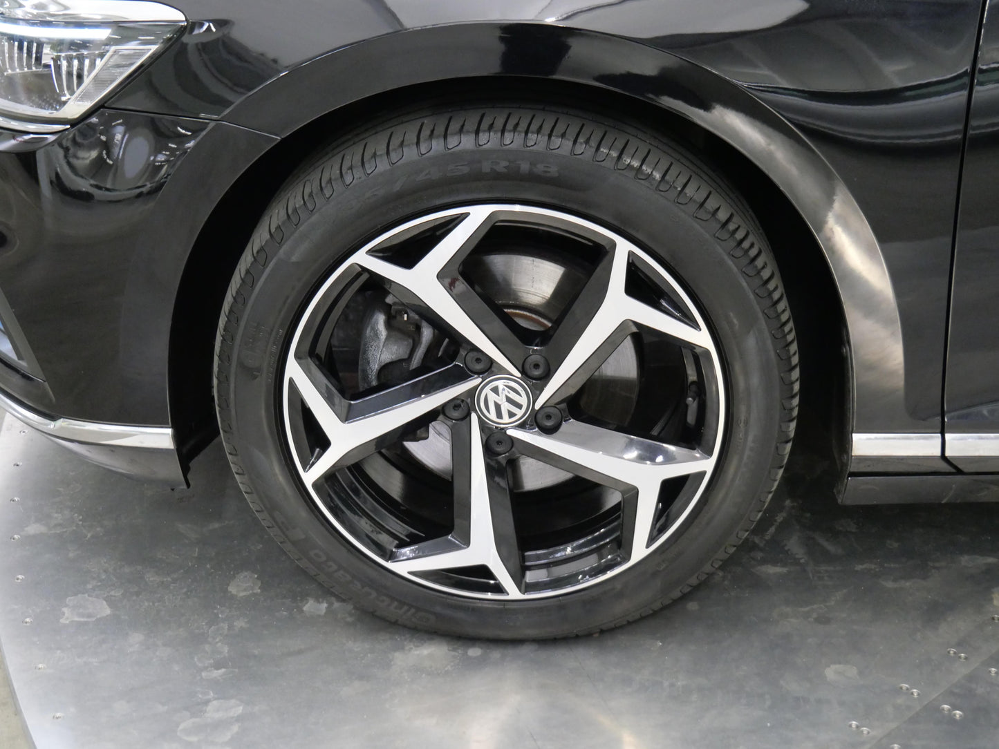 Volkswagen Passat 2.0 TSI 140 kW Elegance