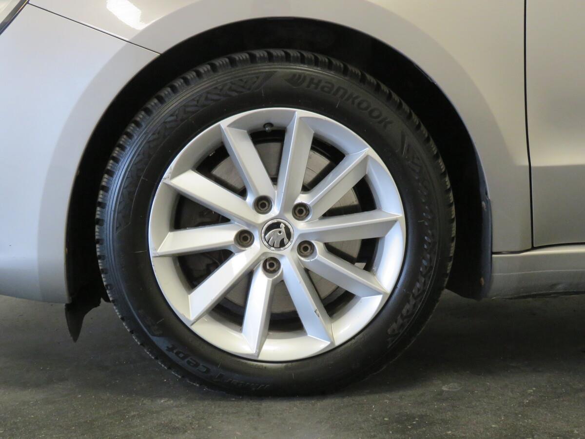 Škoda Superb 1.6 TDI 77 kW Ambition