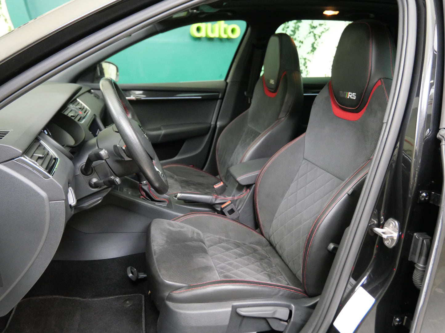 ŠKODA Octavia 2.0 TSI 169 kW RS